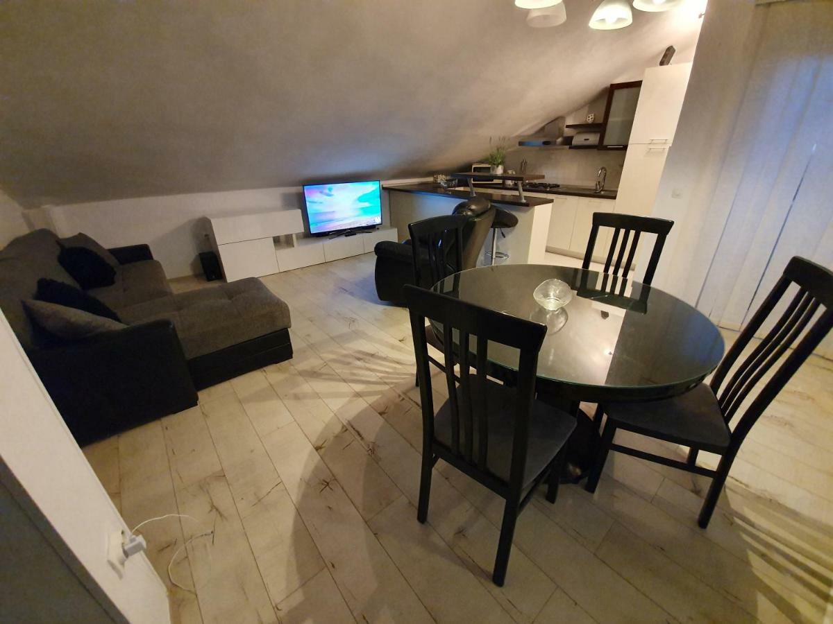 זאדאר Apartments Amelie מראה חיצוני תמונה